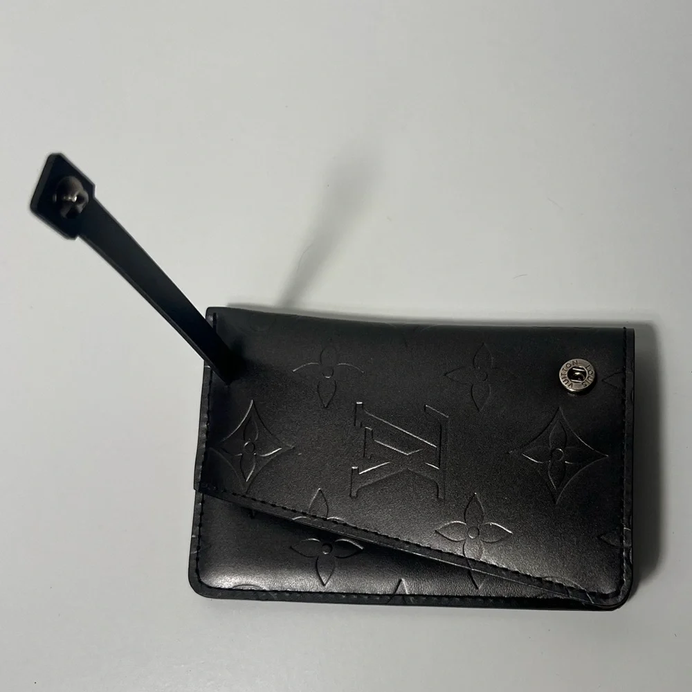 Louis Vuitton LV Matte Croisette GM Leather Key Case Card Holder Key Ring M65130